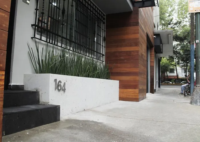 Be Condesa Inn 2*