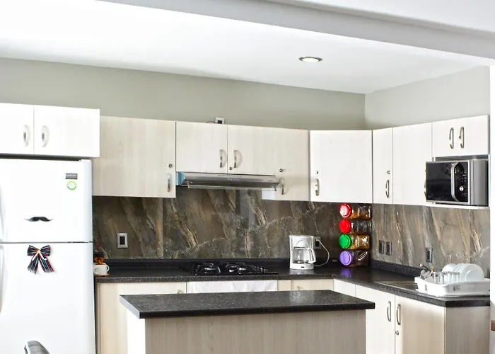 Be Condesa Inn 2*