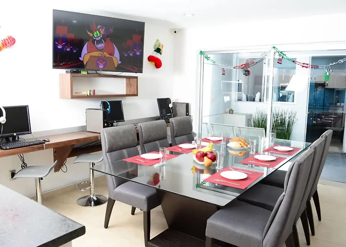 Be Condesa Inn